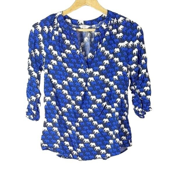 Crown & Ivy Womens Elephant Print Top Blue XS Blouse Long Sleeve Lightweight - Picture 1 of 6